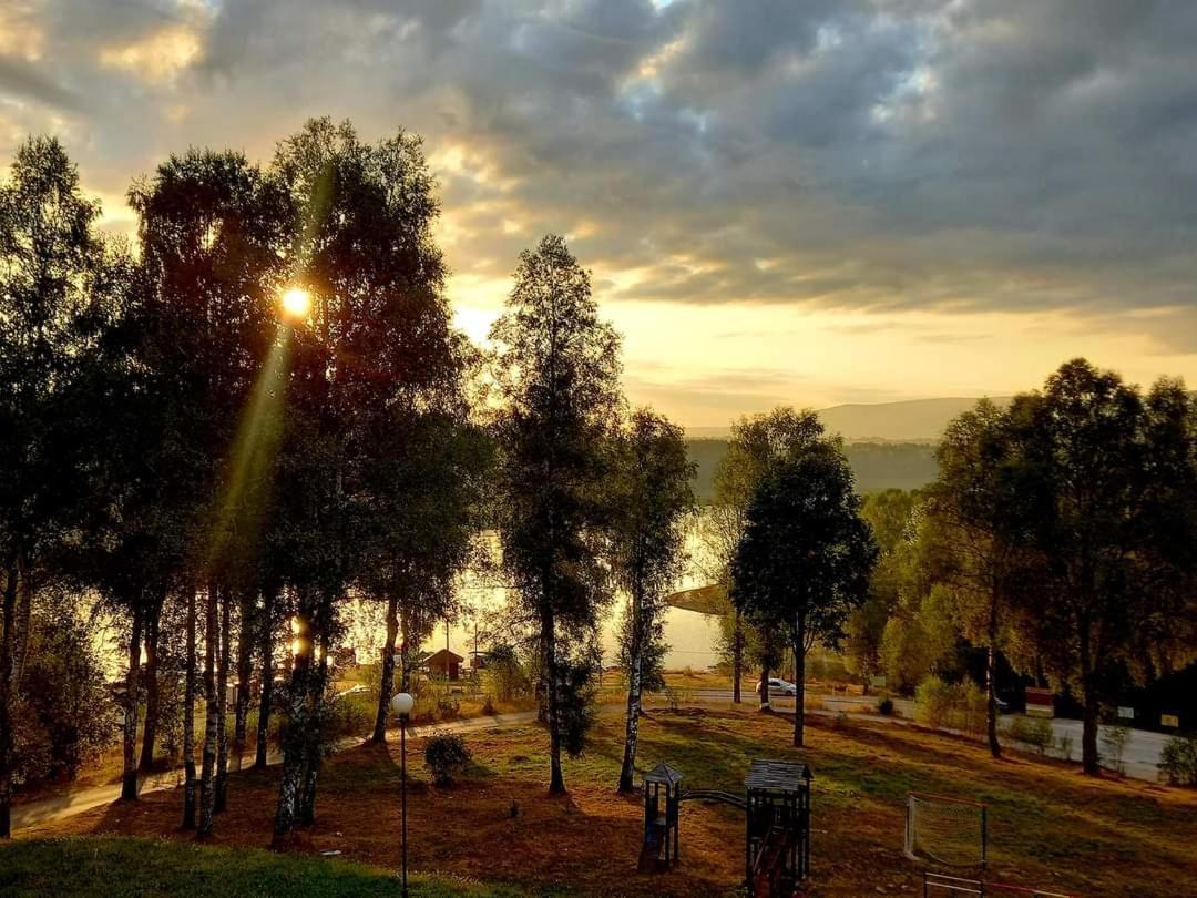 Hotel Vlasina - Vlasinsko Jezero Vlasina Rid Eksteriør bilde